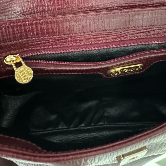 Fendi Vintage Crossbody Bag Bordeaux 1925 Stamp - Picture 7 of 15
